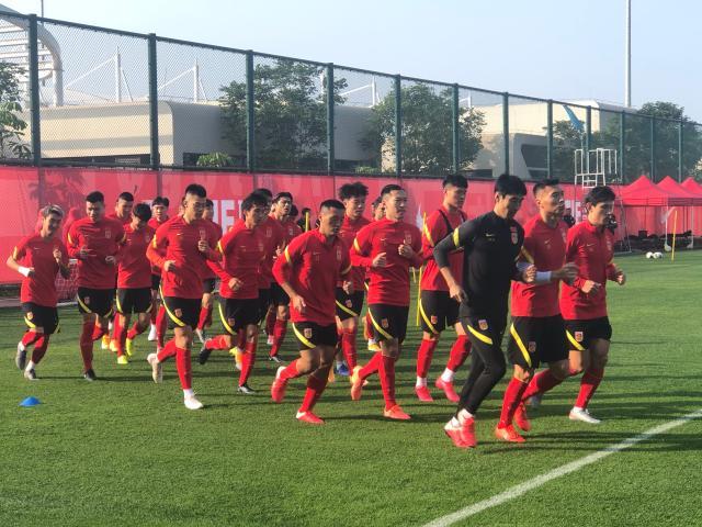 江南体育下载-吴曦：没热身赛需保证训练质量 苏宁夺冠提升信心